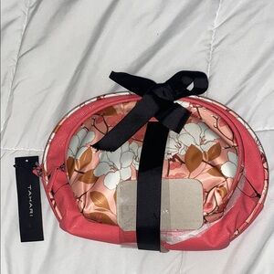 Tahari Pink Floral Women's Bag. NWT.
